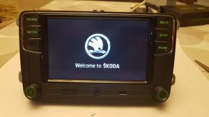 Магнитола SKODA RCD-330 РУСИФИЦИРОВАНА оригинал с зеленой подсветкой